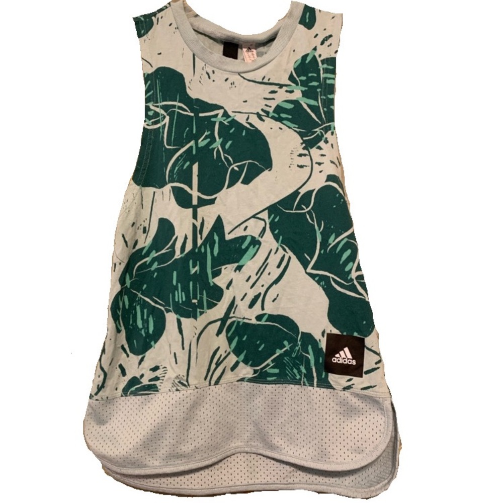 Adidas Women’s Workout Athletic Wear Tank top Size XS